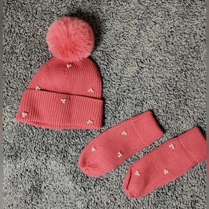 Pink pearl hat and glove set Lauren conrad